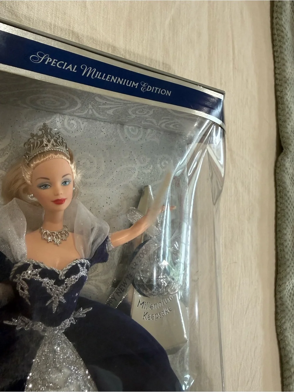 ✨ 1999 Millennium Princess Barbie Doll w/ Keepsake + Stand NRFB NIB ✨